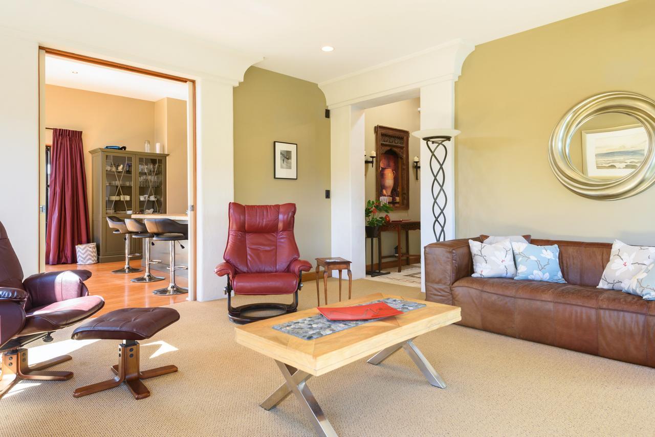 Bed and Breakfast Tuscan Retreat Bed & Breakfast - Adults Only Papamoa Exterior foto